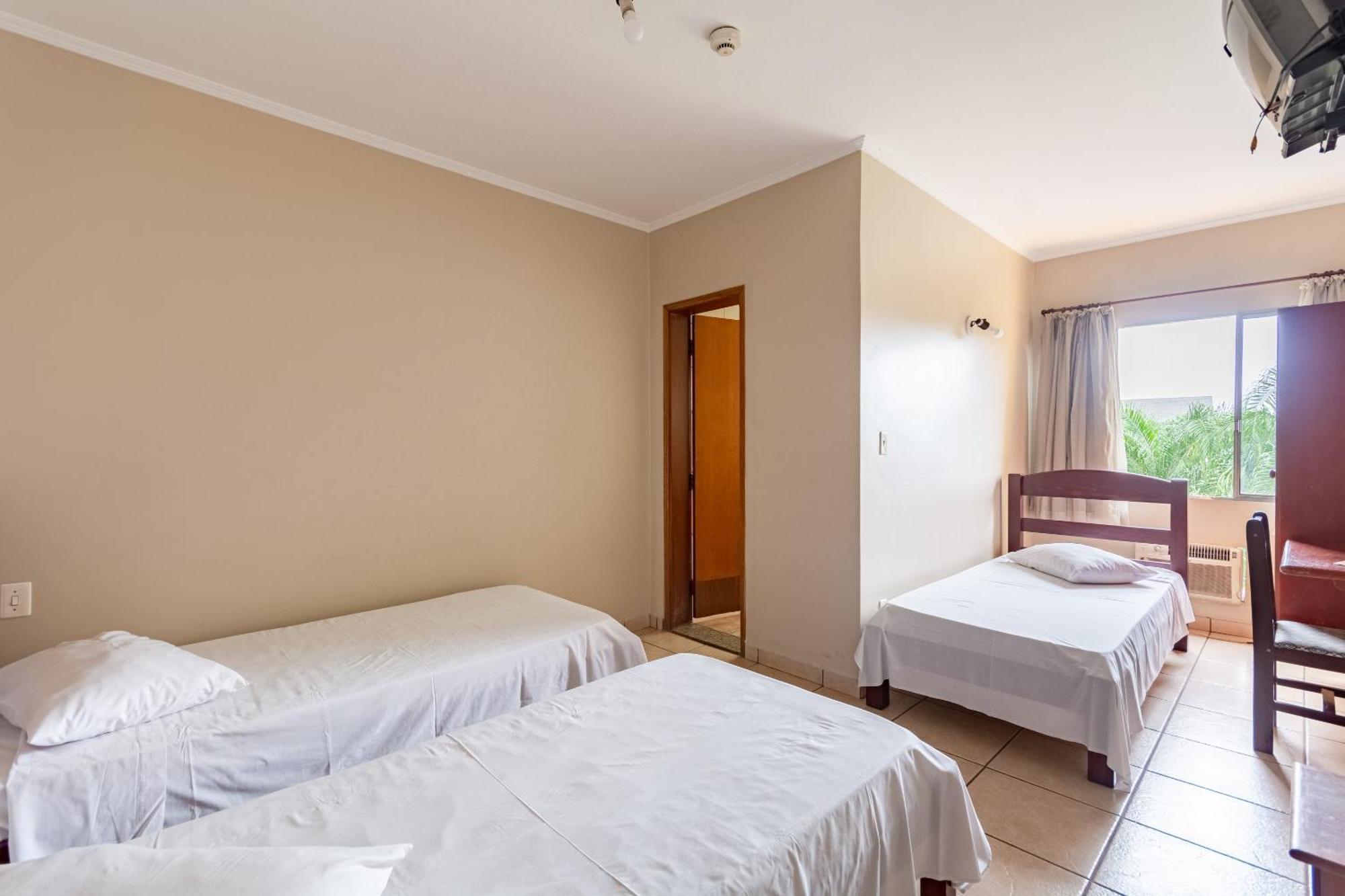 Oyo Hotel Vila Rica, ريبيراو بريتو المظهر الخارجي الصورة