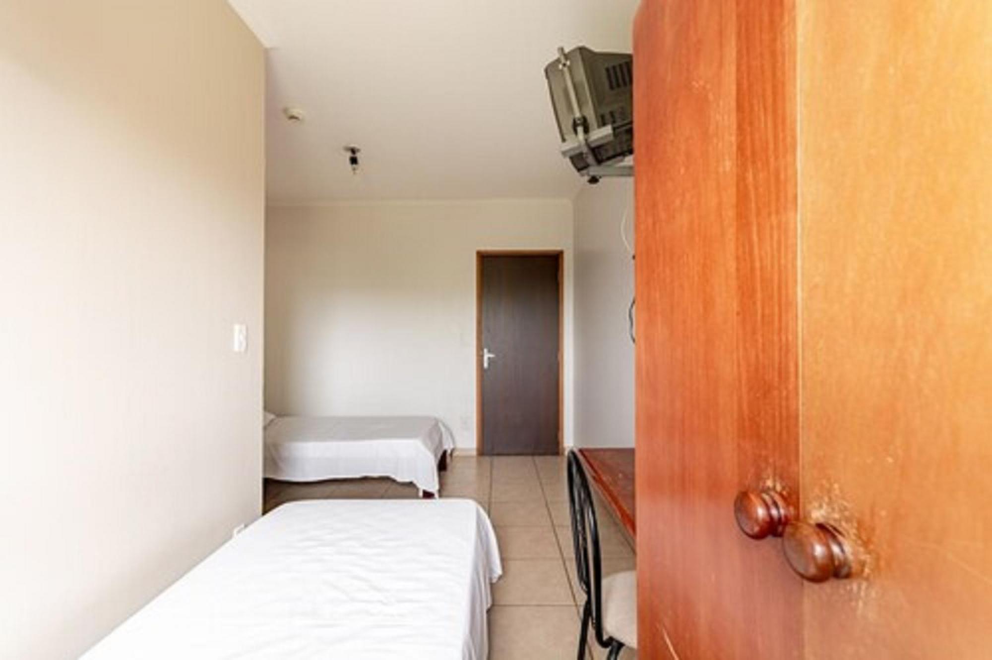 Oyo Hotel Vila Rica, ريبيراو بريتو المظهر الخارجي الصورة